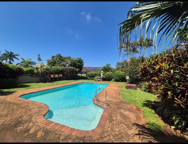 3 BEDROOM TOWNHOUSE FOR SALE IN MANABA BEACH